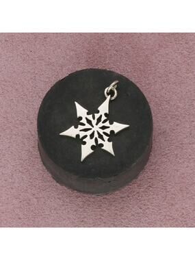 sterling silver vintage winter snowflake charm pendant